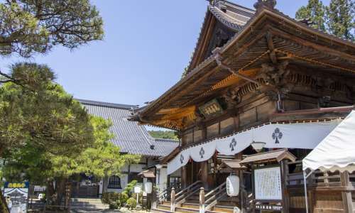 お寺の住職がお寺のために創業した会社